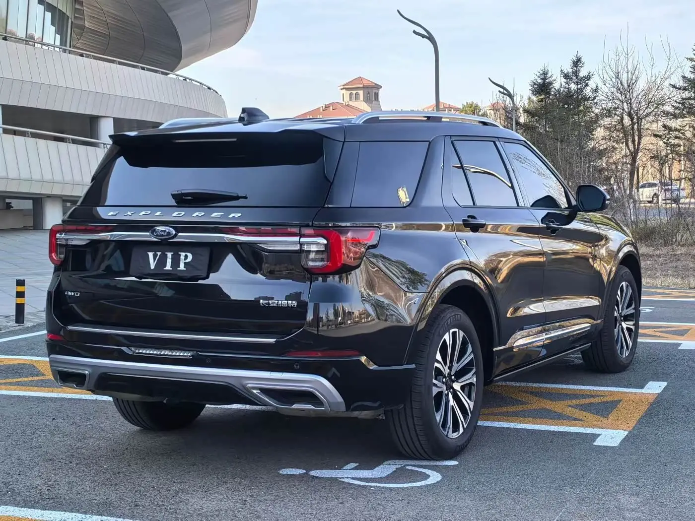 Ford Explorer 2025 — Şəkil 7/16
