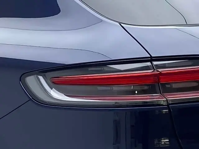 Porsche Macan 2021 — Photo 18/19