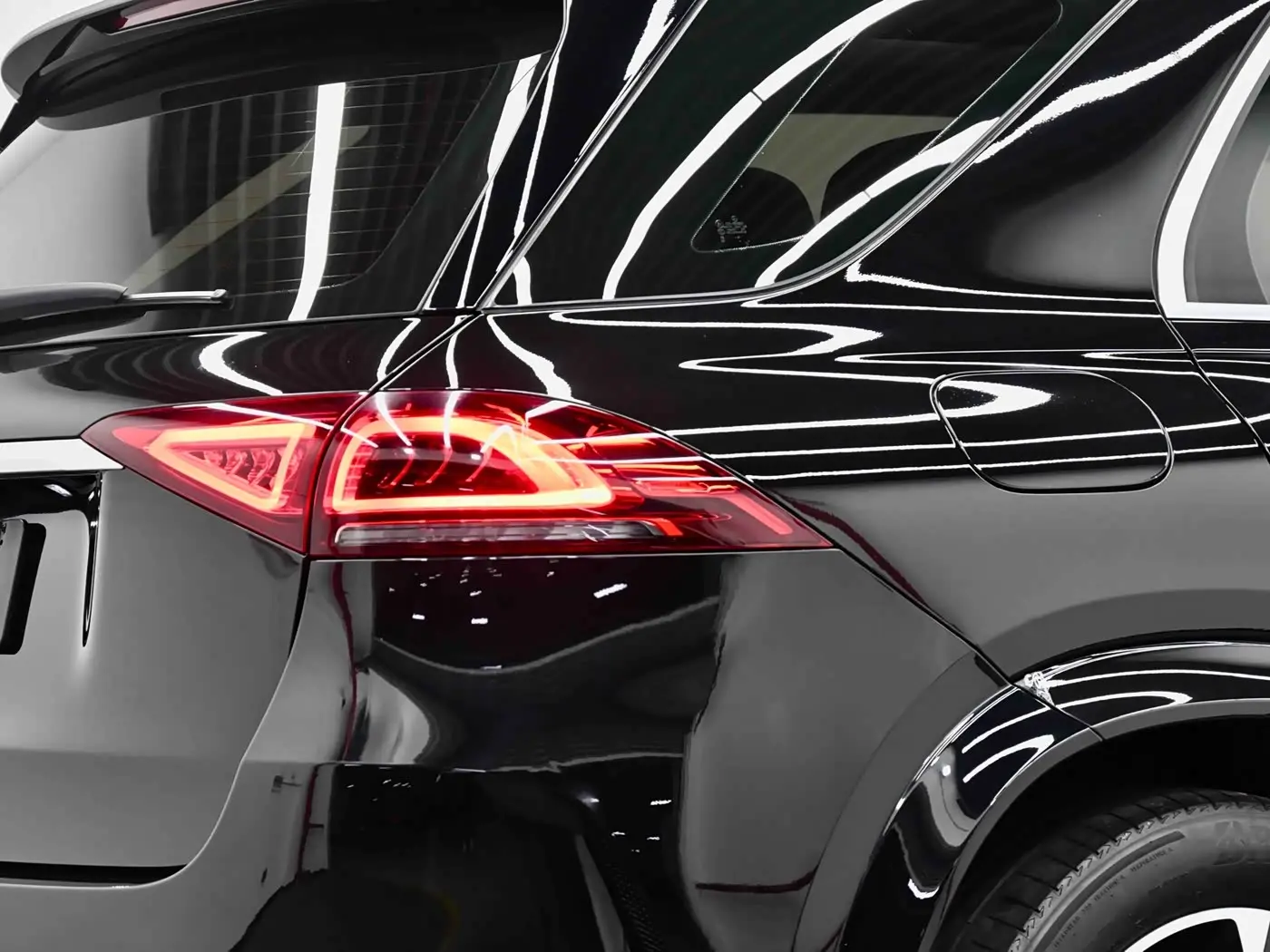 Mercedes-Benz GLE New Energy 2022 — Photo 9/20