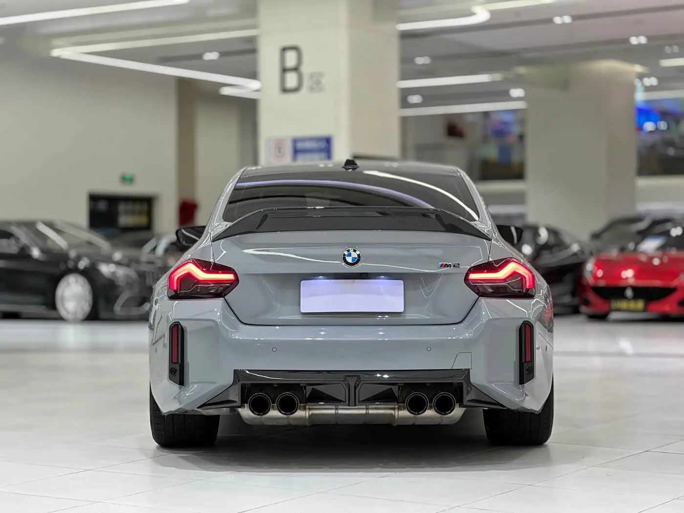 BMW M2 2025 — Photo 6/20