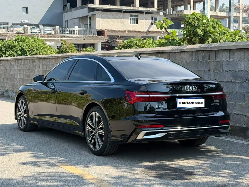 Audi A6L 2025 — Photo 9/9