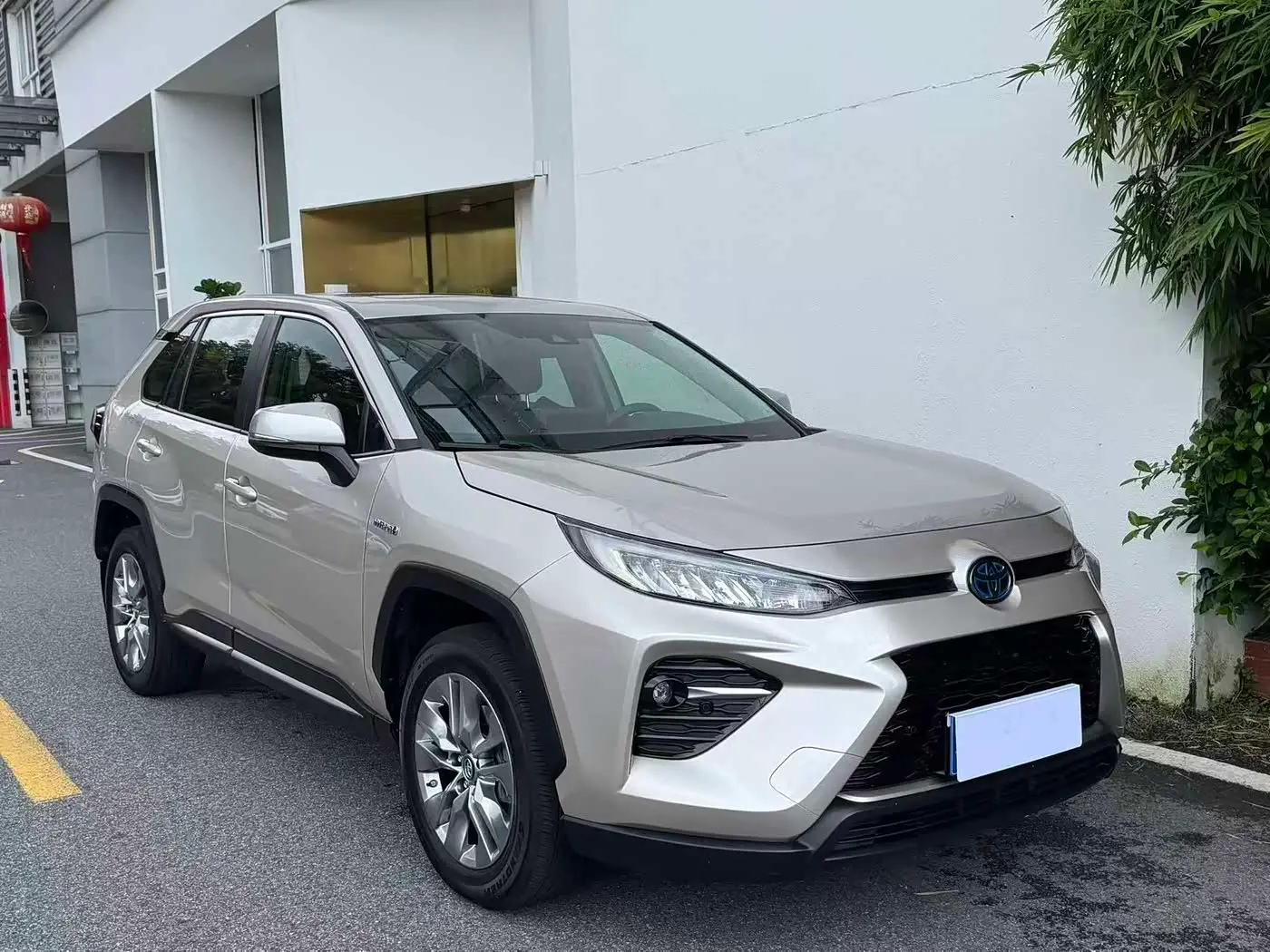 Toyota Wildlander 2021 — Photo 3/17