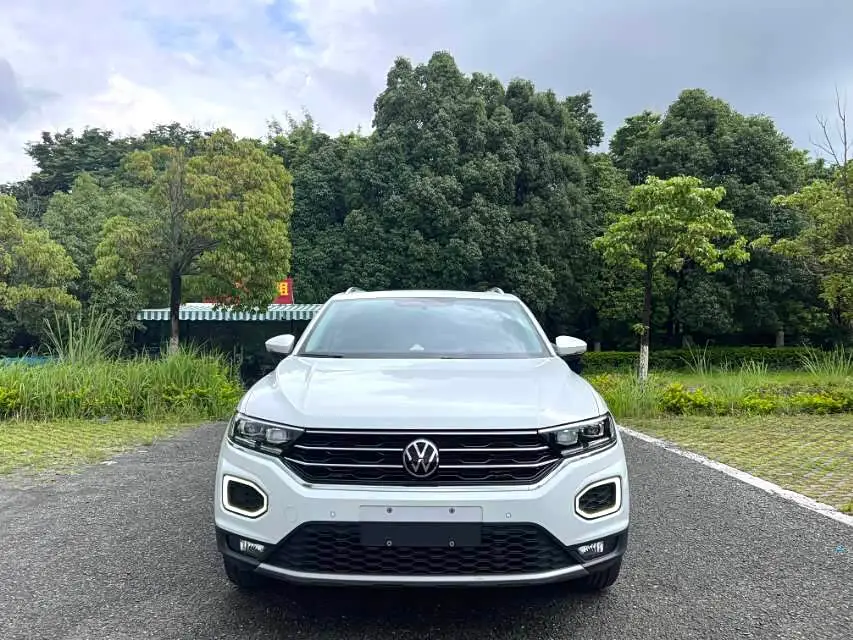 Volkswagen T-ROC, 2022