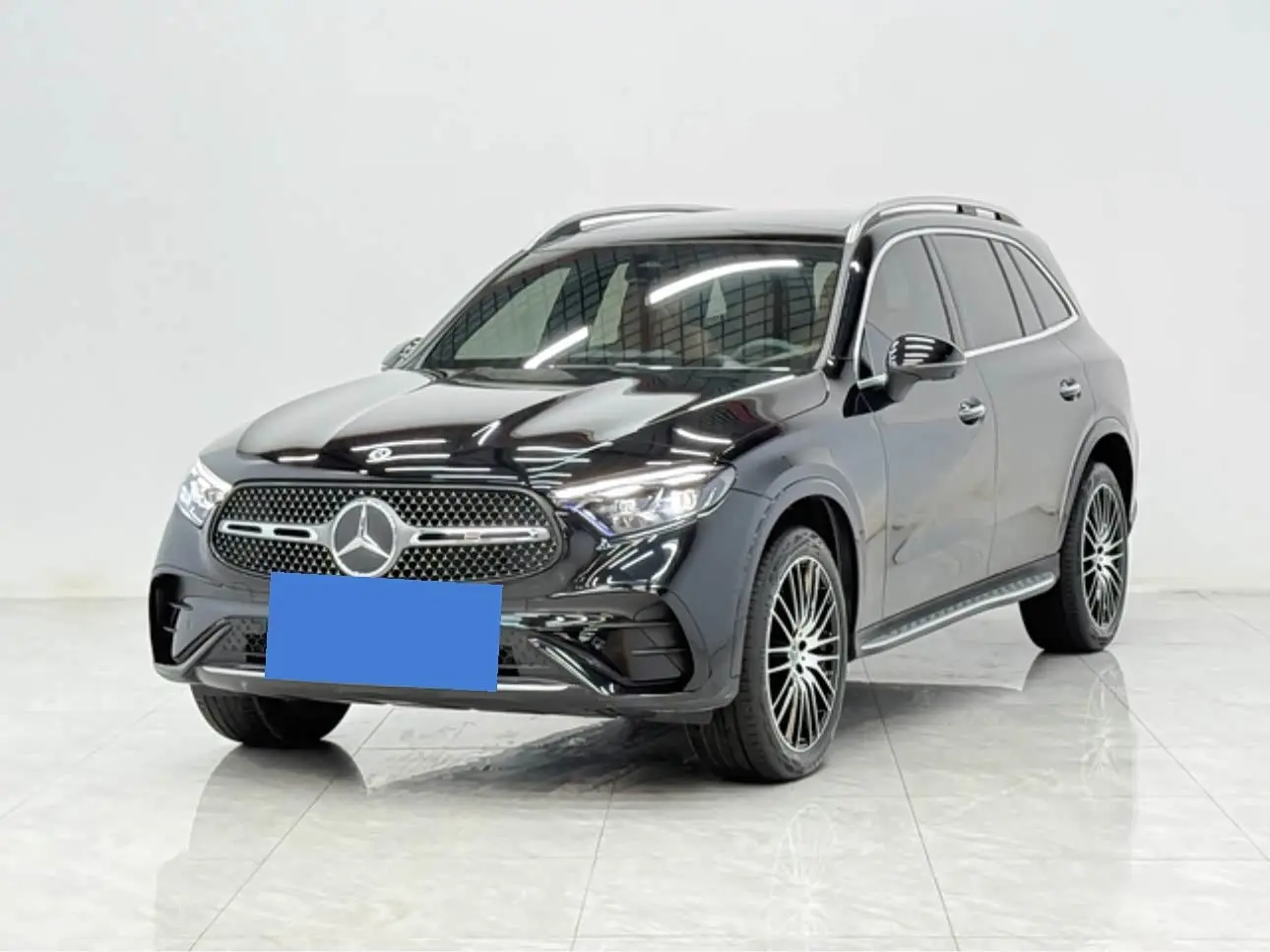 Mercedes-Benz GLC 2025 — Photo 1/12