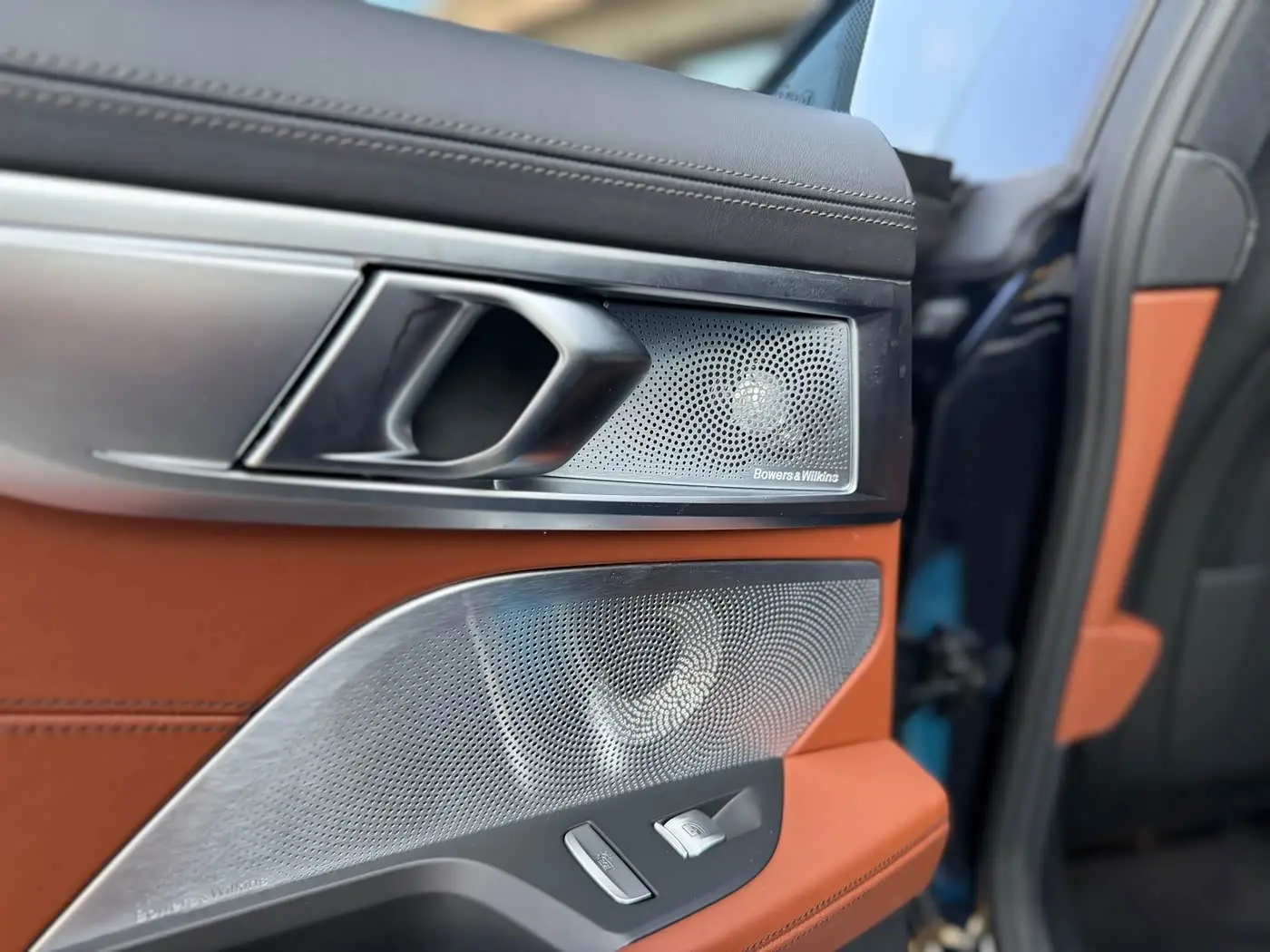BMW 8 Series 2021 — Photo 14/20