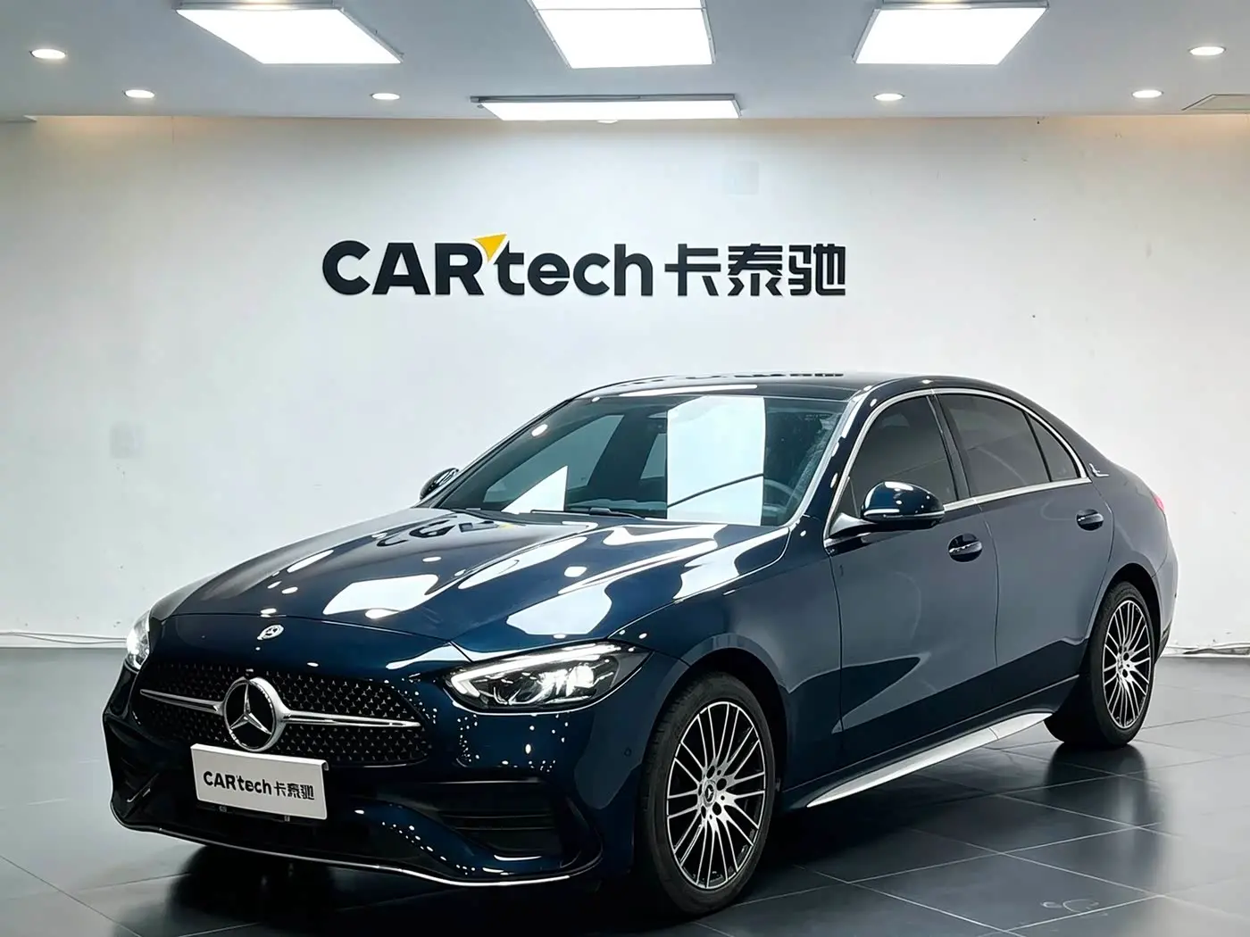 Mercedes-Benz C-Class 2025 — Şəkil 1/20