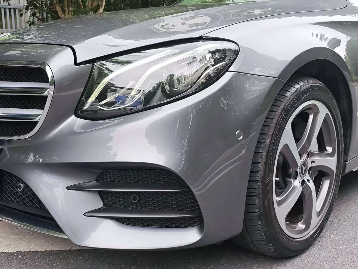 Mercedes-Benz E-Class 2019 — Photo 16/18
