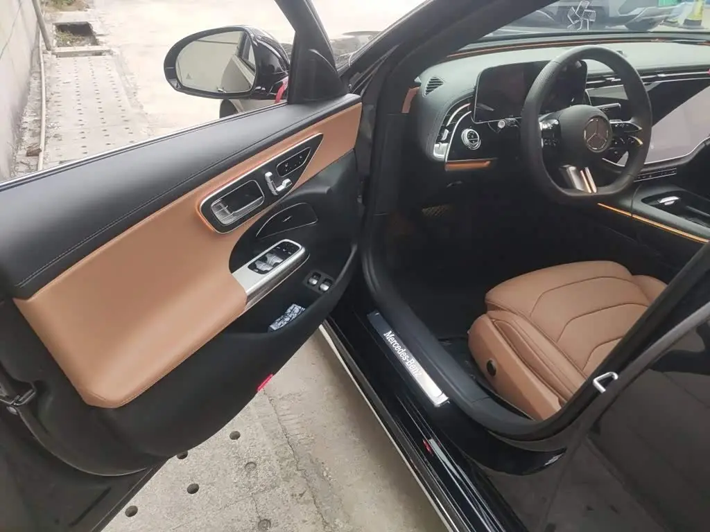Mercedes-Benz E-Class New Energy 2025 — Фото 17/20