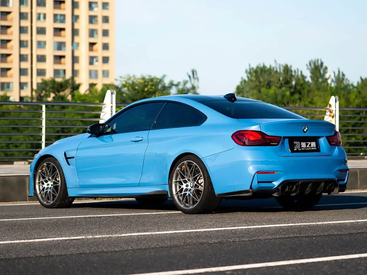 BMW M4 2017 — Фото 5/13