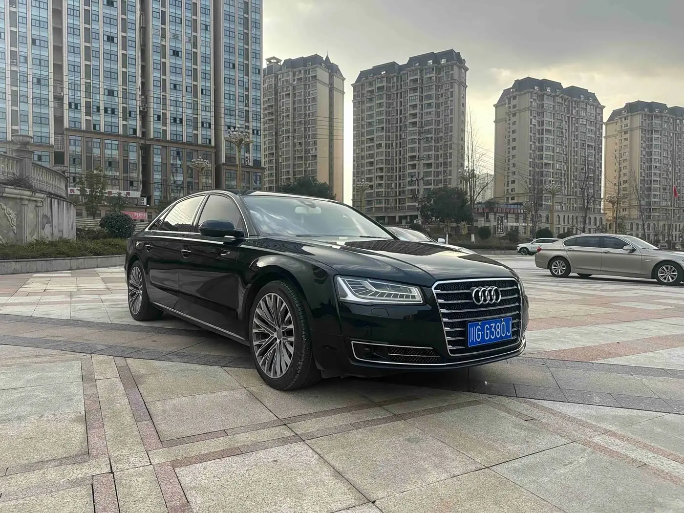 Audi A8 2012 — Şəkil 3/10