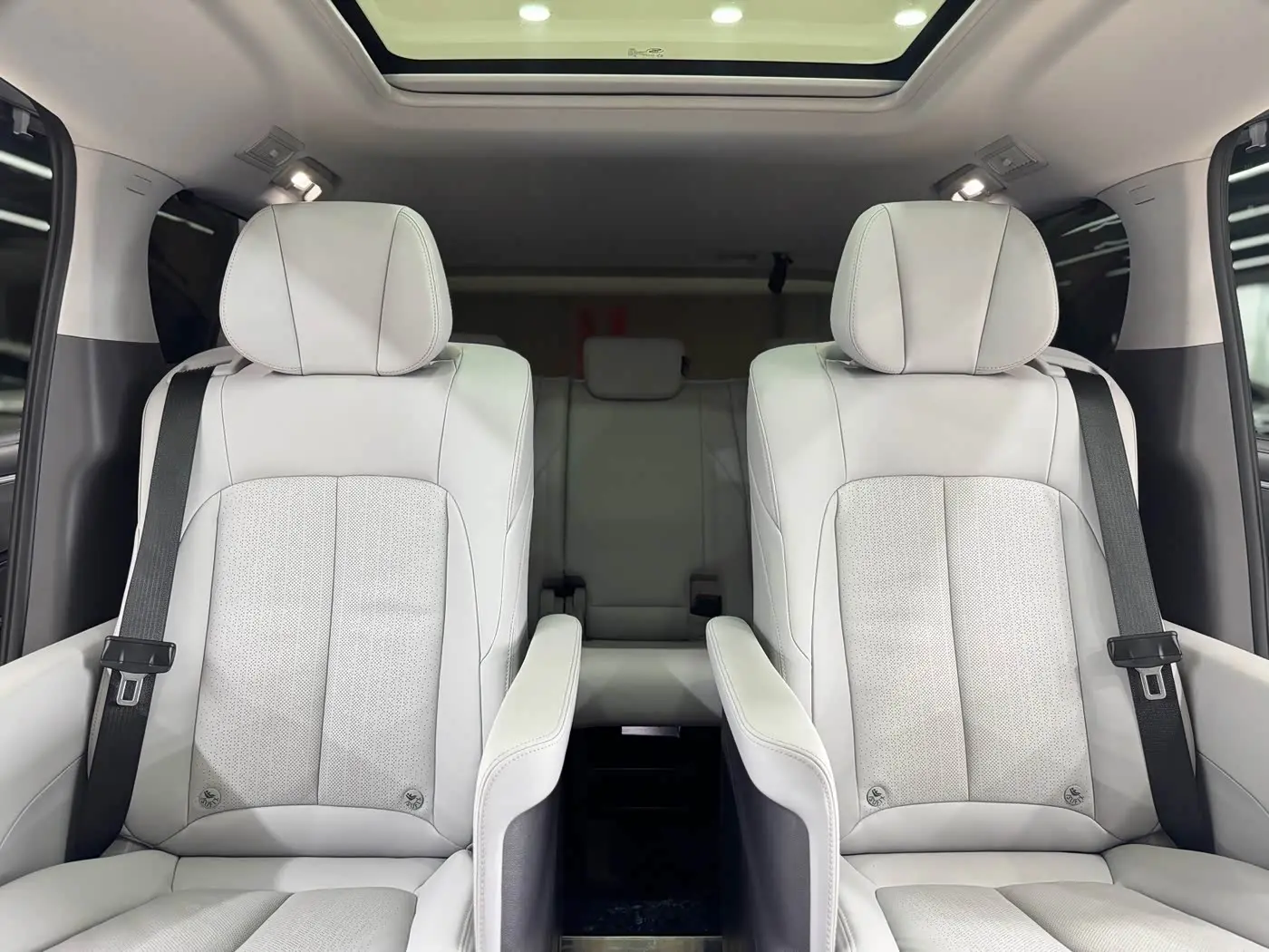 Buick GL8 2024 — Photo 16/20