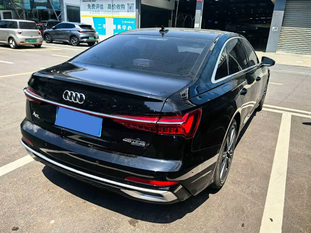 Audi A6L 2024 — Photo 3/6