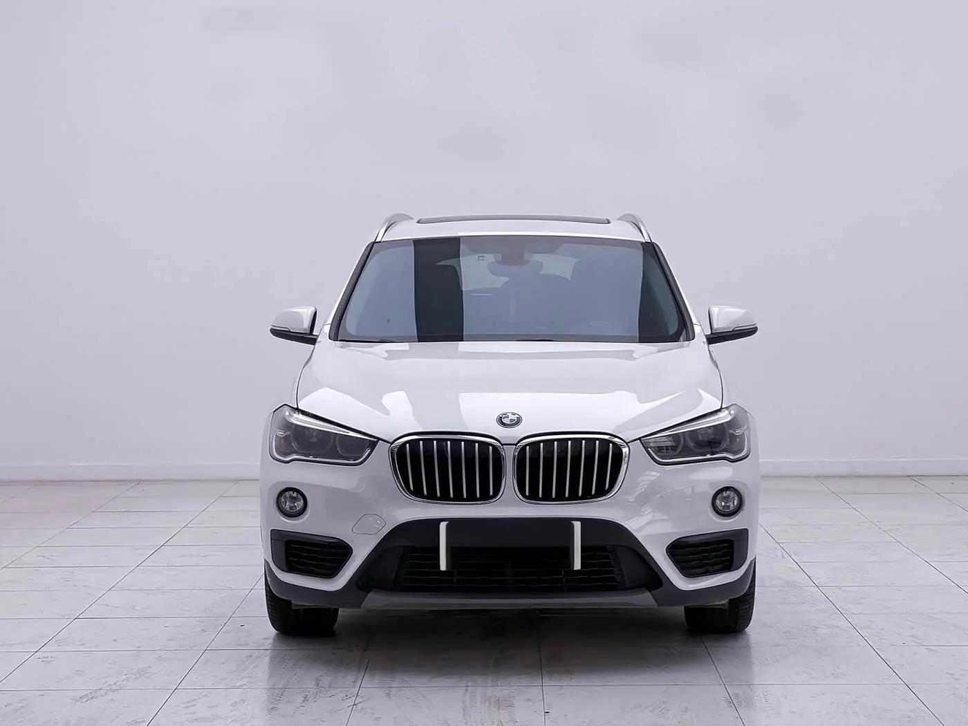 BMW X1 2019 — Фото 1/18
