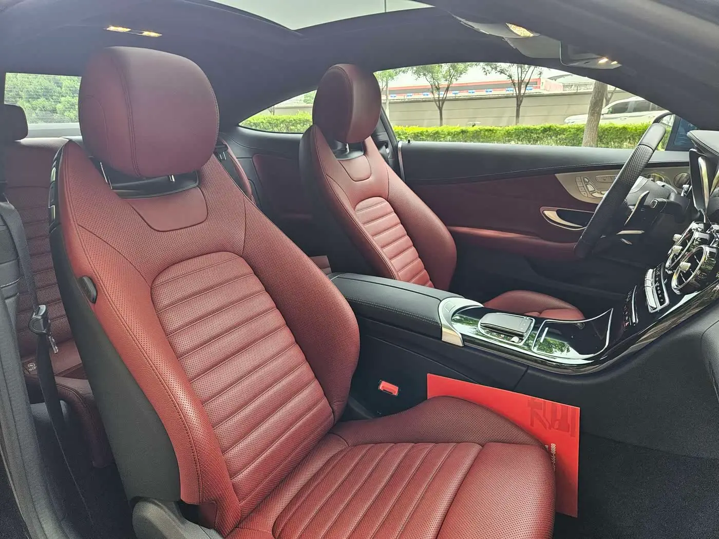 Mercedes-Benz C-Class AMG 2023 — Photo 9/20