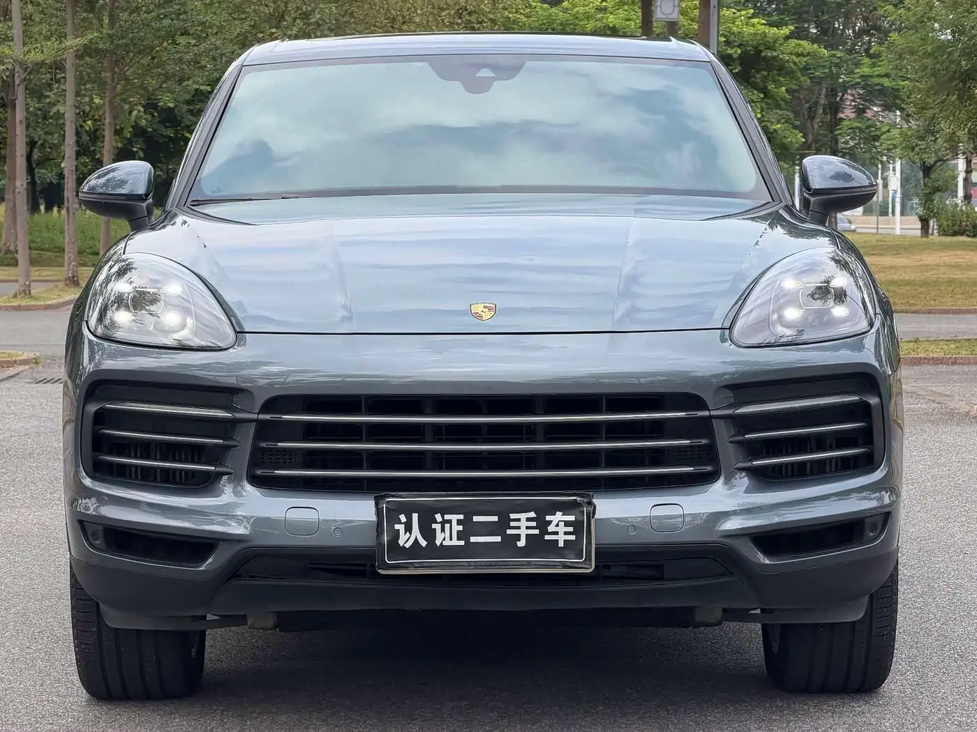 Porsche Cayenne 2019 — Photo 2/8