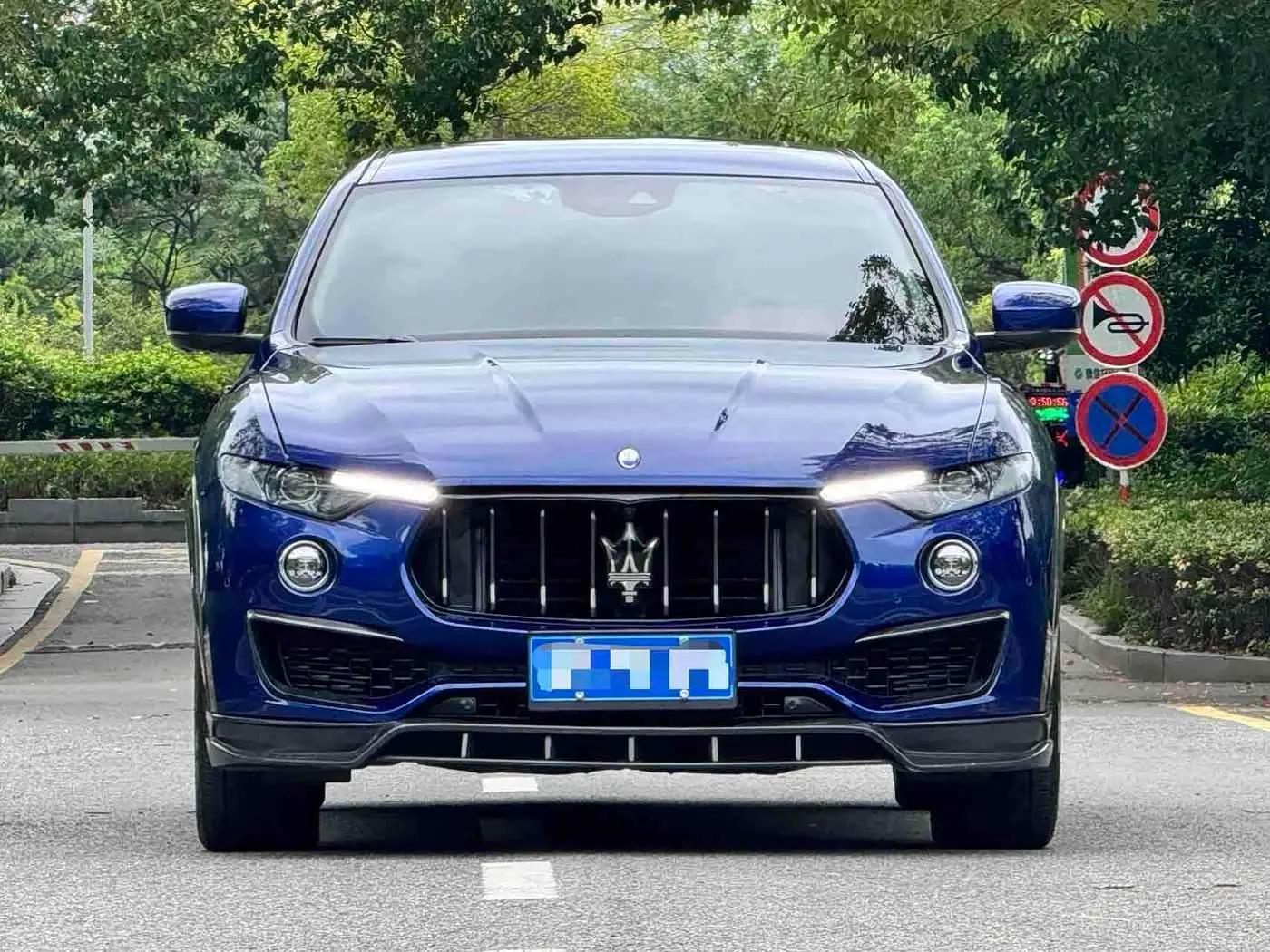 Maserati Levante 2019 — Фото 2/18