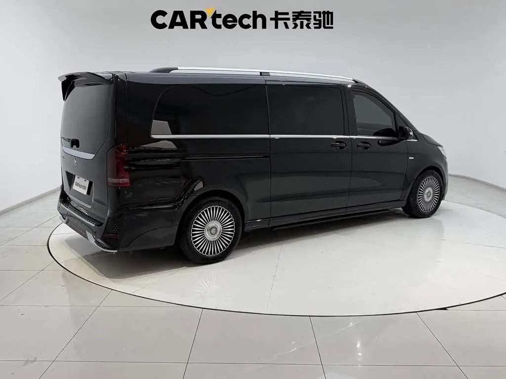 Mercedes-Benz V-Class 2022 — Фото 5/20