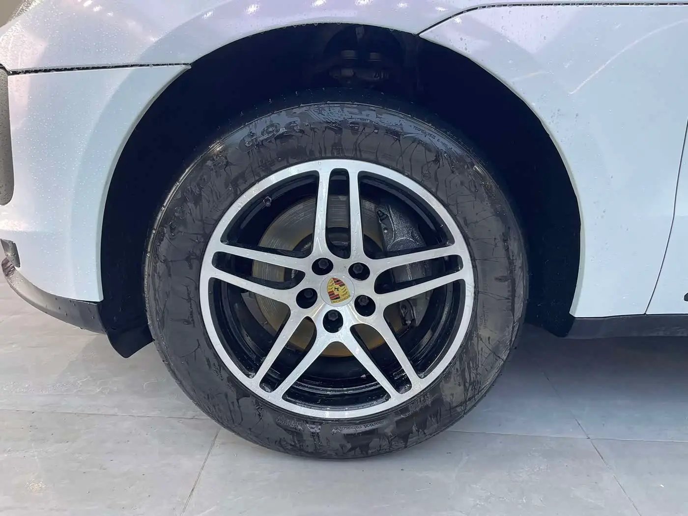 Porsche Macan 2019 — Şəkil 16/19