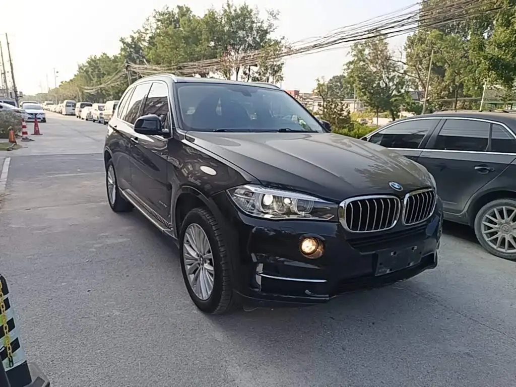 BMW X5 2017 — Фото 4/20