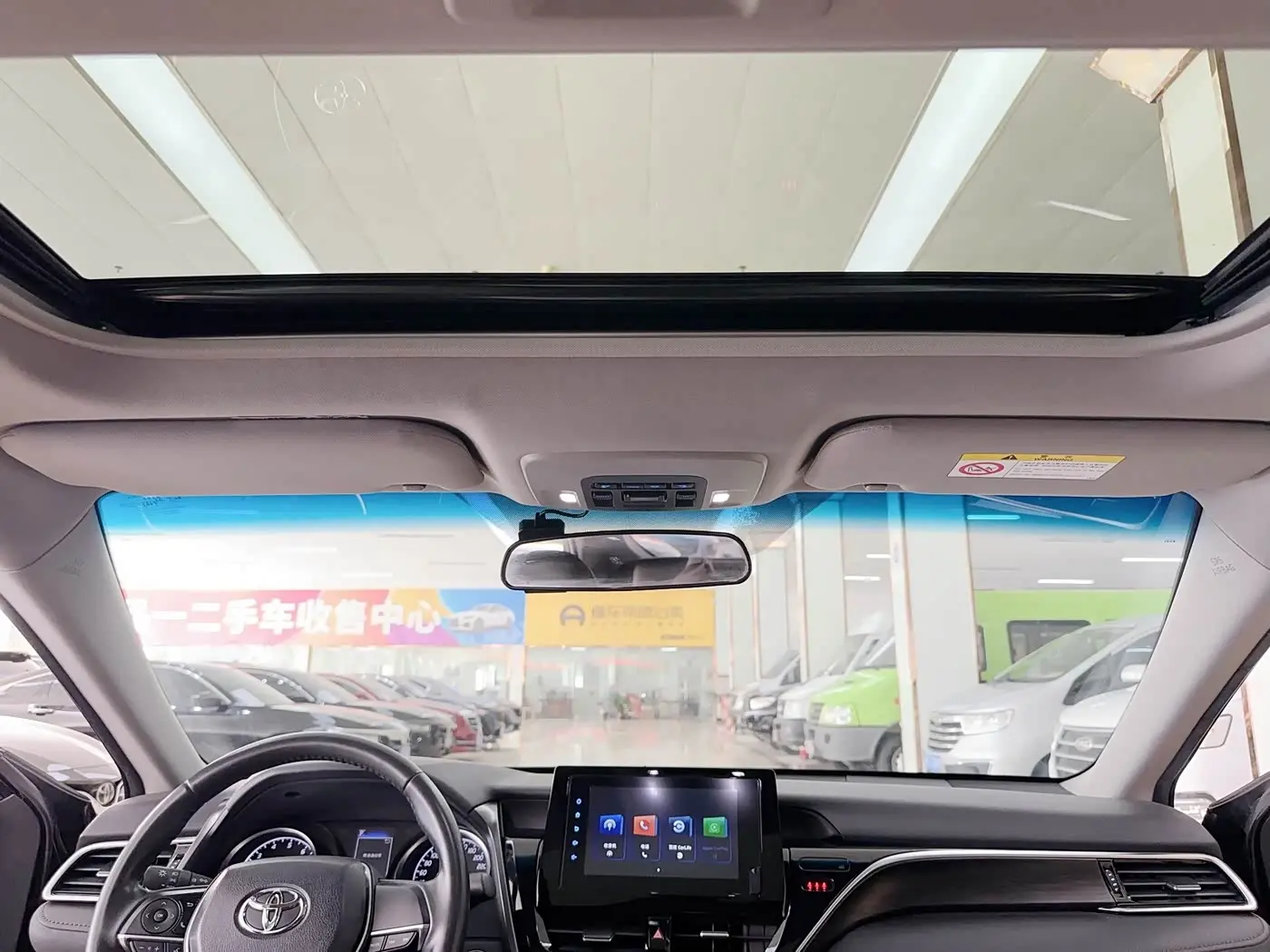 Toyota Camry 2022 — Фото 12/17