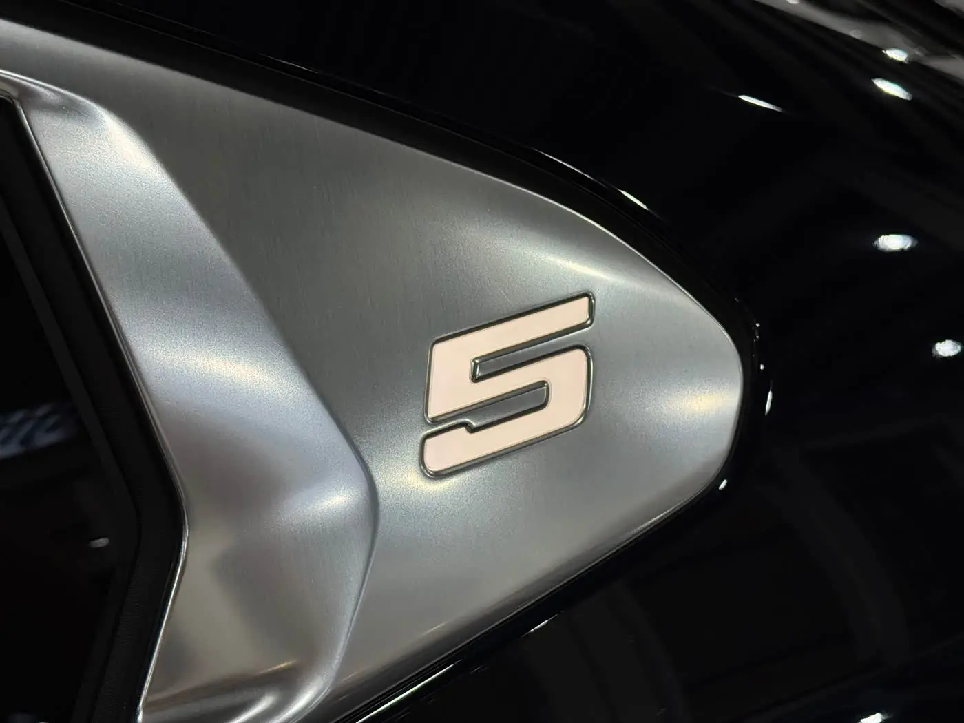 BMW 5 Series 2026 — Photo 11/14