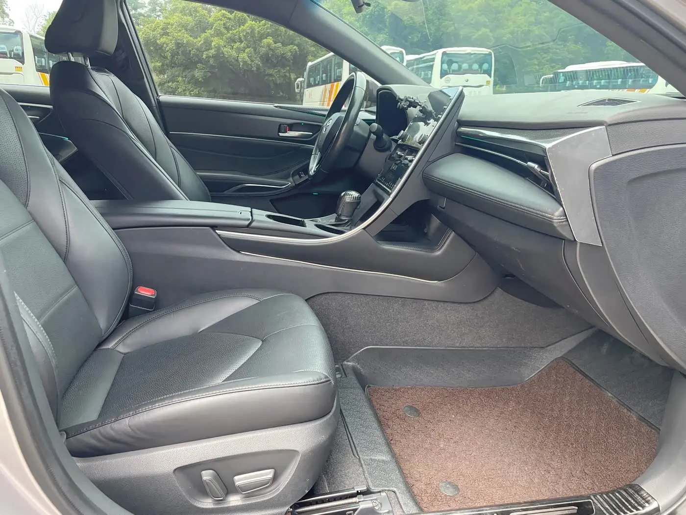 Toyota Avalon 2022 — Şəkil 5/12
