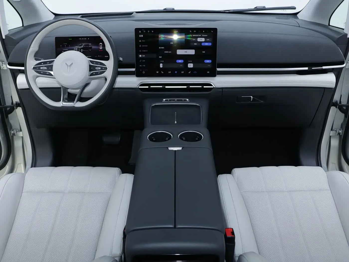 Voyah Auto Voyah Dreamer 2024 — Photo 15/20