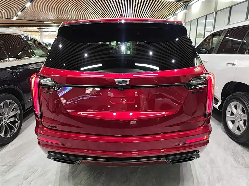 Cadillac XT6 2024 — Photo 6/20