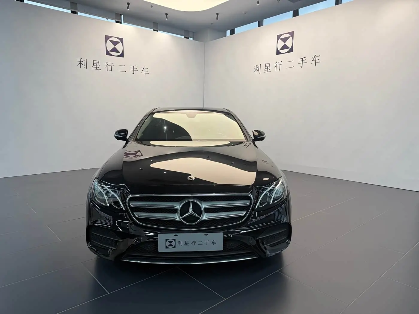 Mercedes-Benz E-Class 2019 — Фото 2/14