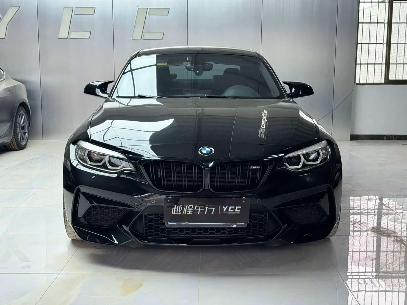 BMW M2 2020 — Фото 2/11