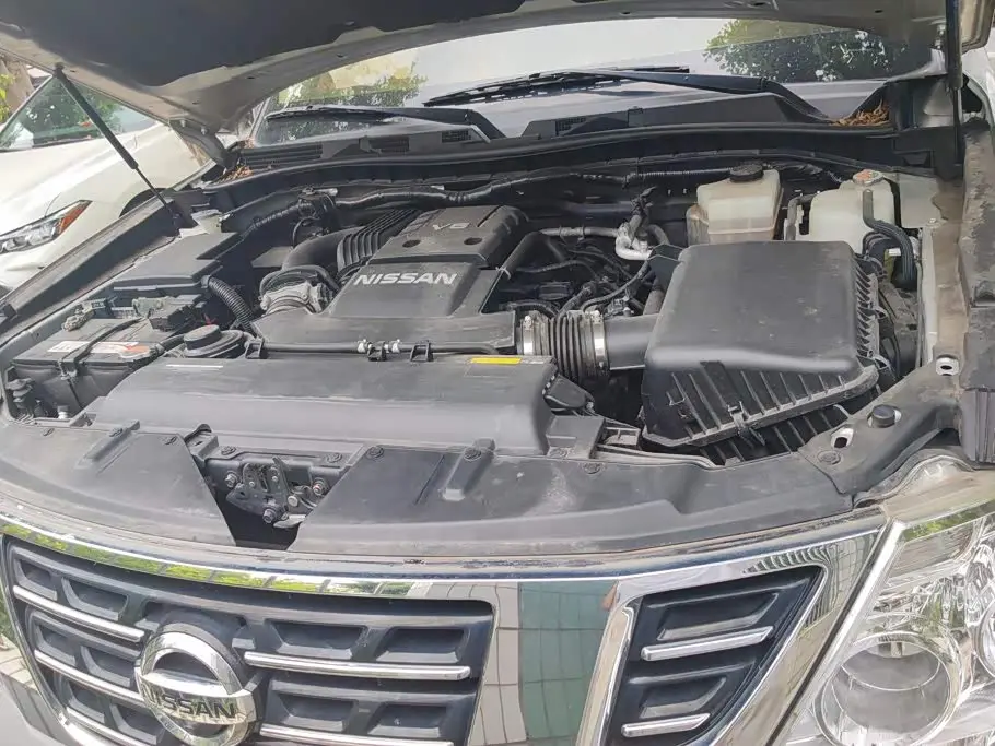 Nissan Patrol 2019 — Photo 10/16