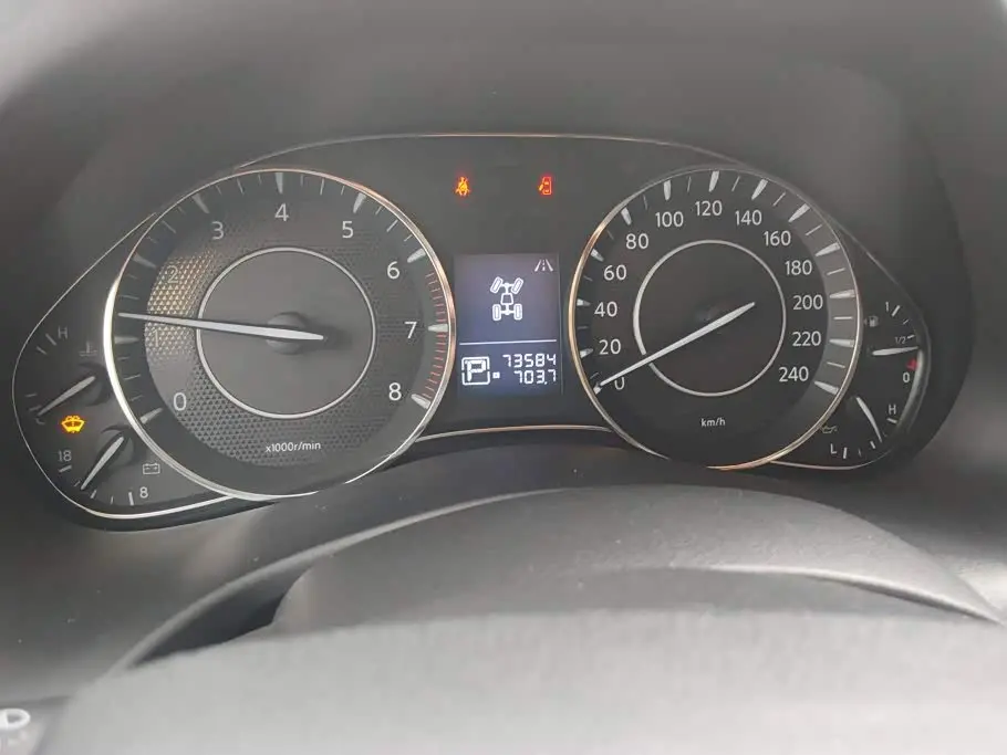 Nissan Patrol 2019 — Photo 14/16