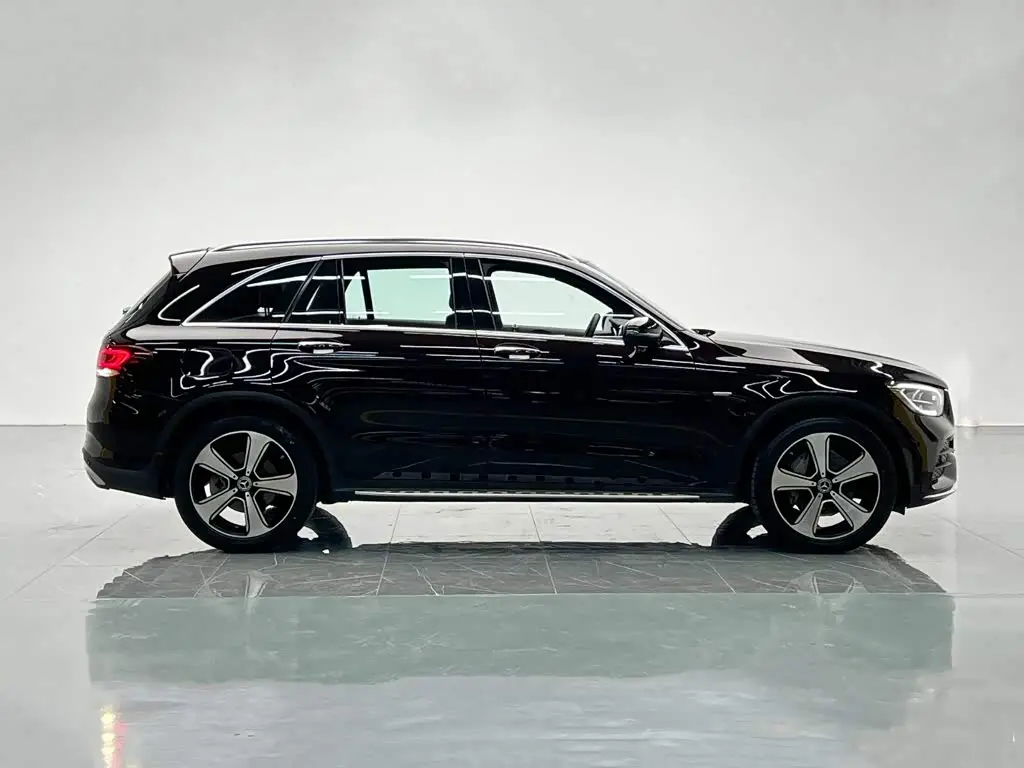 Mercedes-Benz GLC 2023 — Фото 7/20