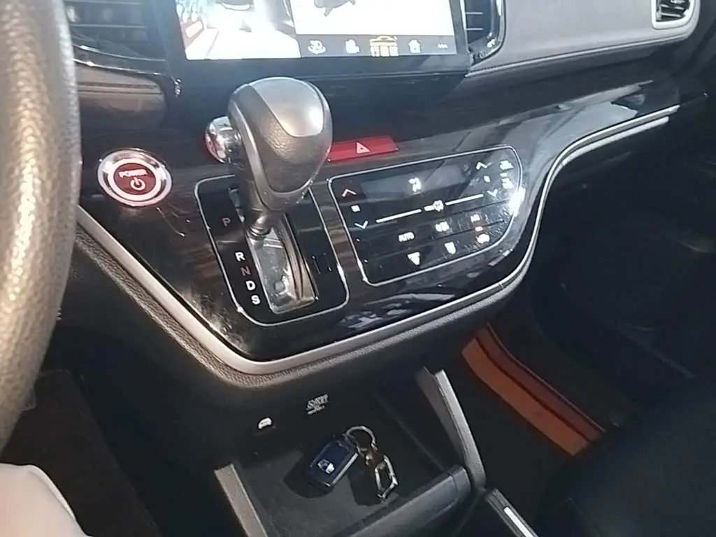 Honda Odyssey 2020 — ფოტო 10/20