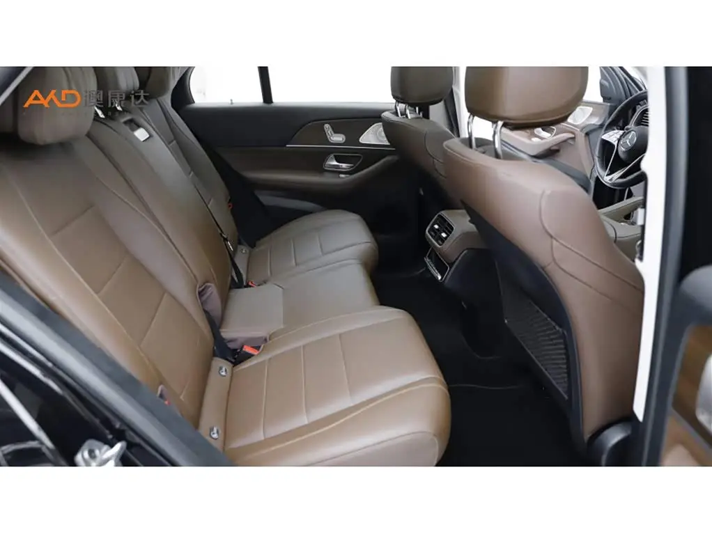 Mercedes-Benz GLE 2024 — Photo 8/10