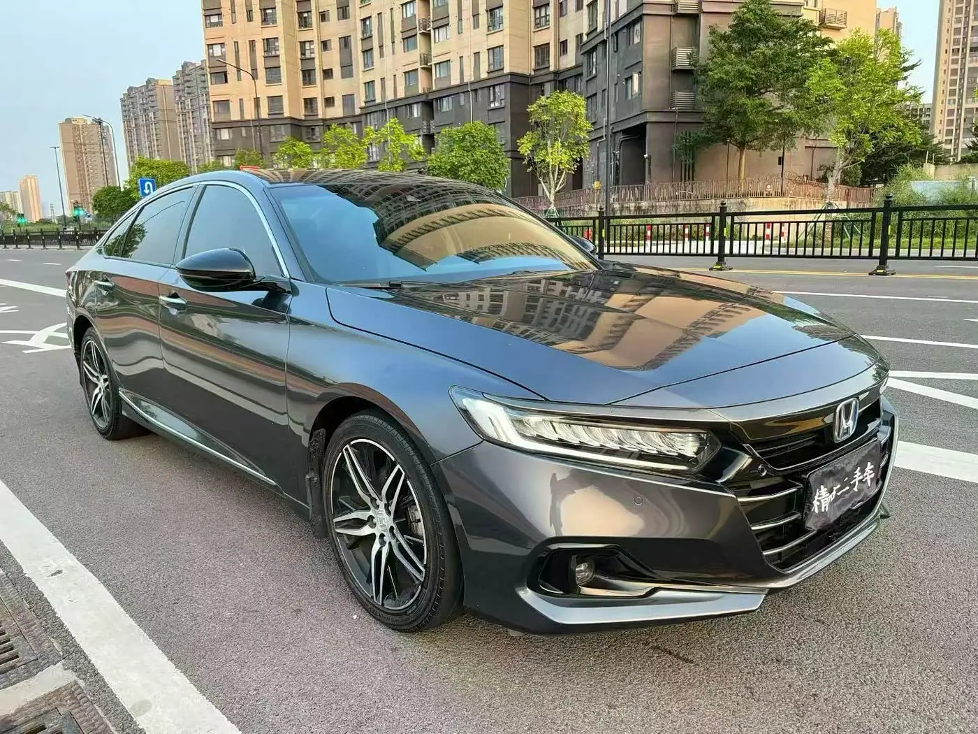 Honda Accord 2022 — Фото 3/9