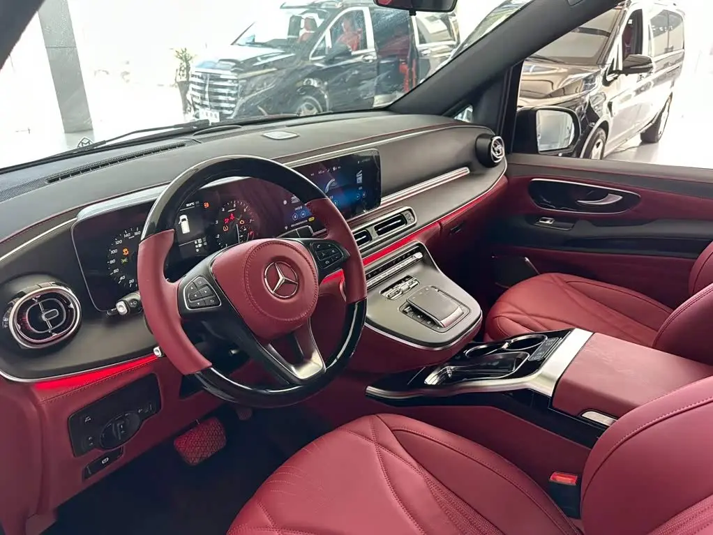 Mercedes-Benz Vito 2020 — Photo 4/20