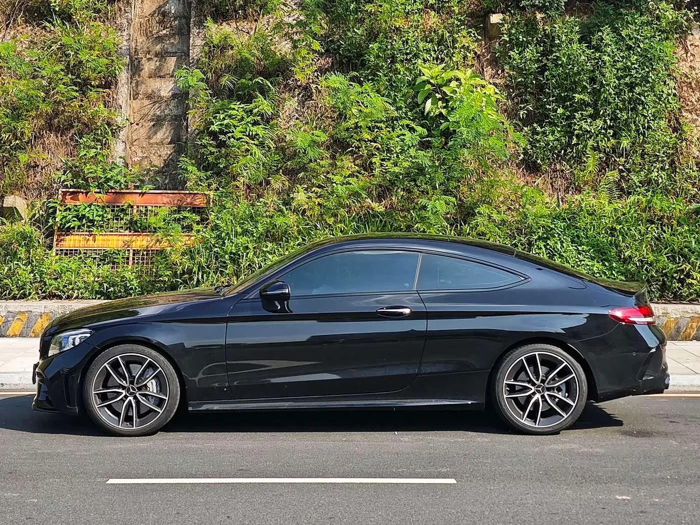 Mercedes-Benz C-Class AMG 2021 — Photo 3/7