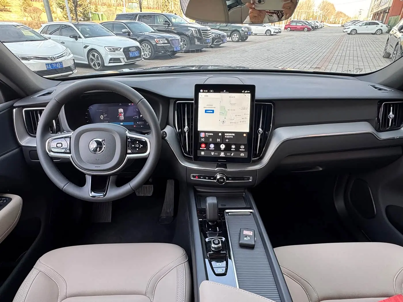 Volvo XC60 2026 — Photo 14/20
