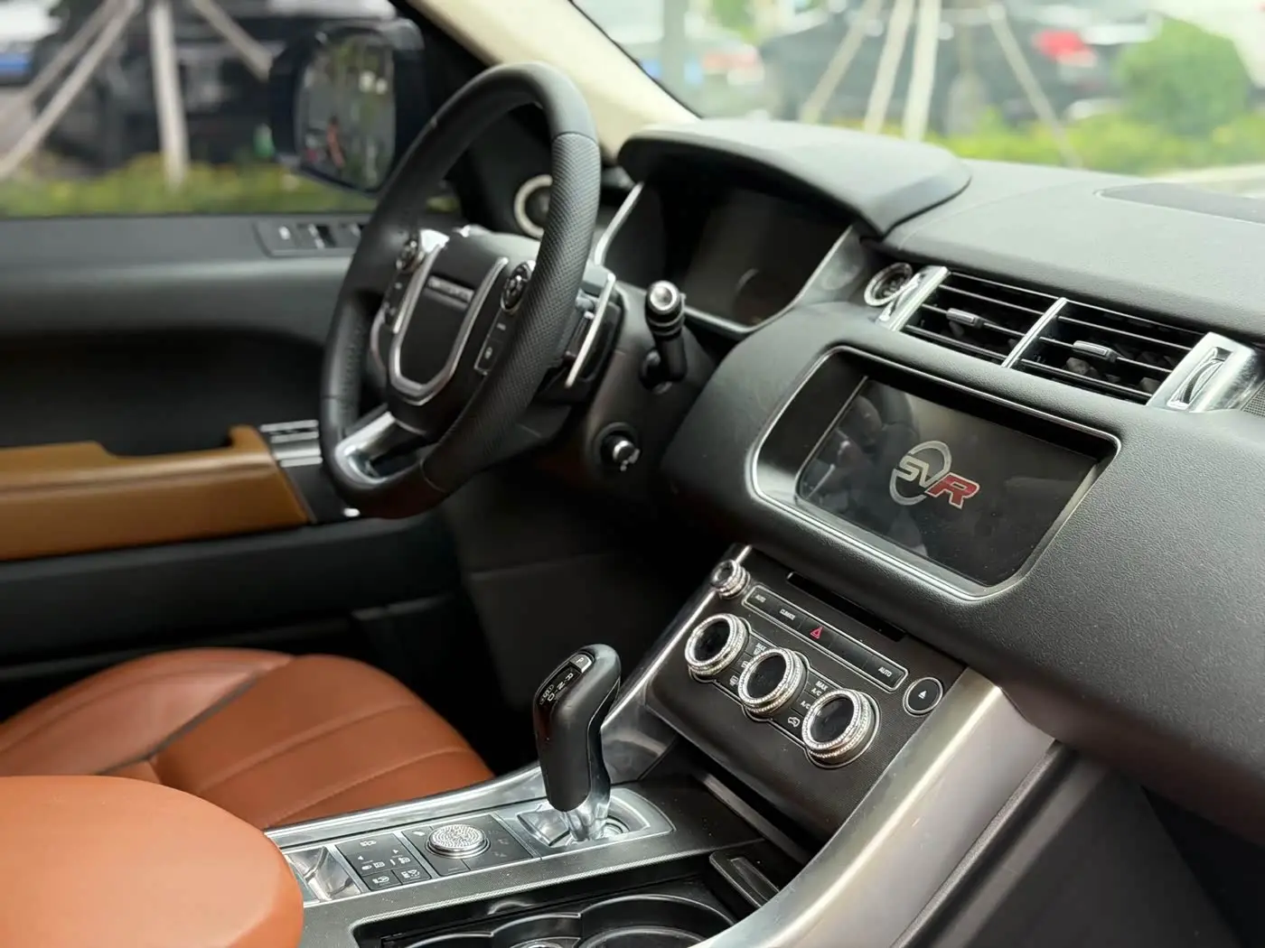 Land Rover Range Rover Sport 2017 — Photo 11/18