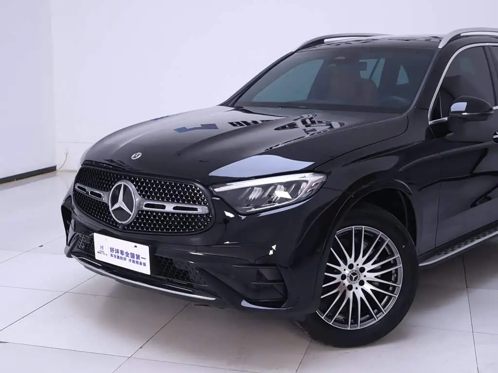 Mercedes-Benz GLC 2024 — Фото 3/20