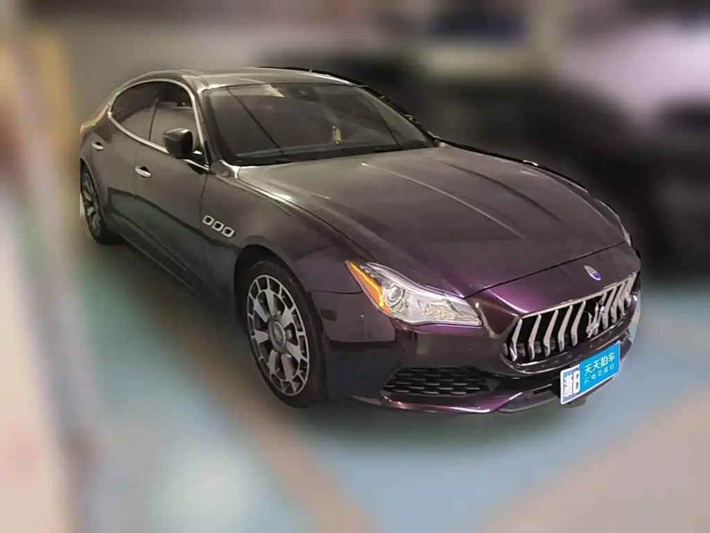 Maserati Quattroporte 2018 — Фото 3/15