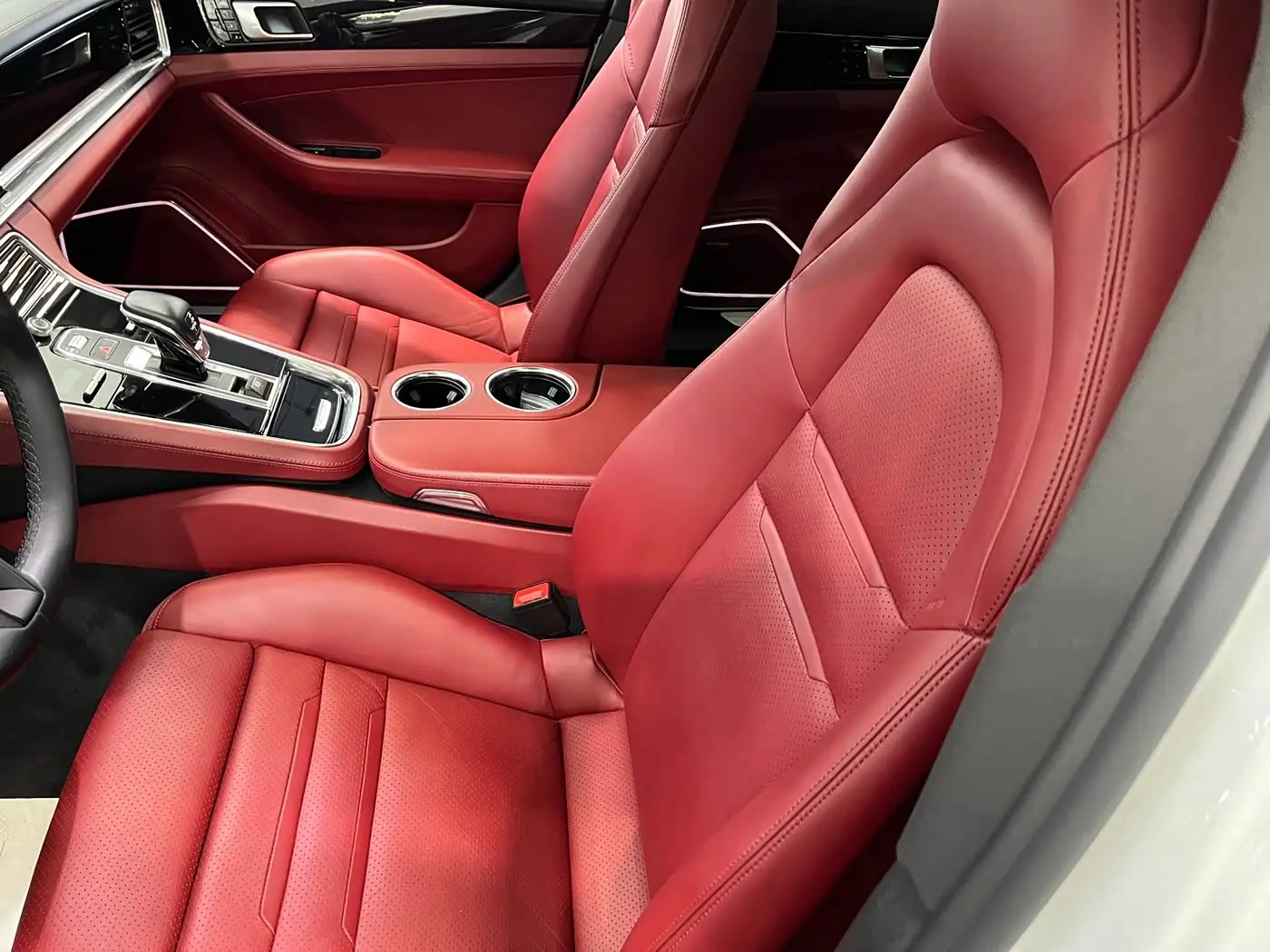 Porsche Panamera 2021 — Photo 13/19