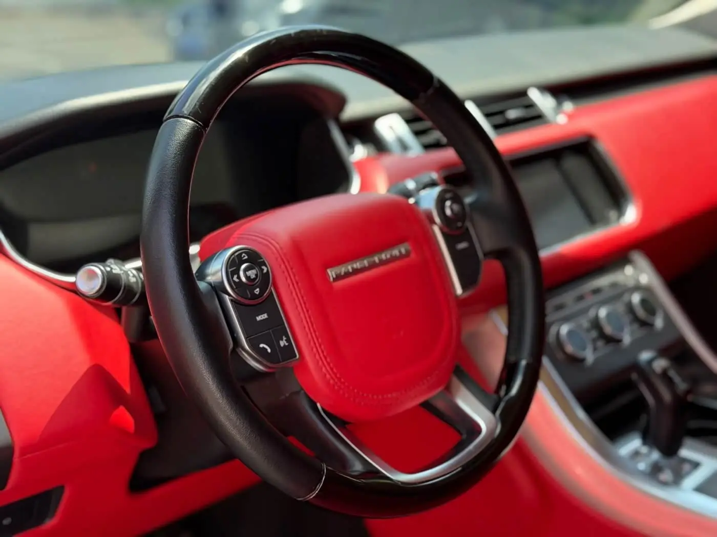 Land Rover Range Rover Sport 2016 — Şəkil 9/18