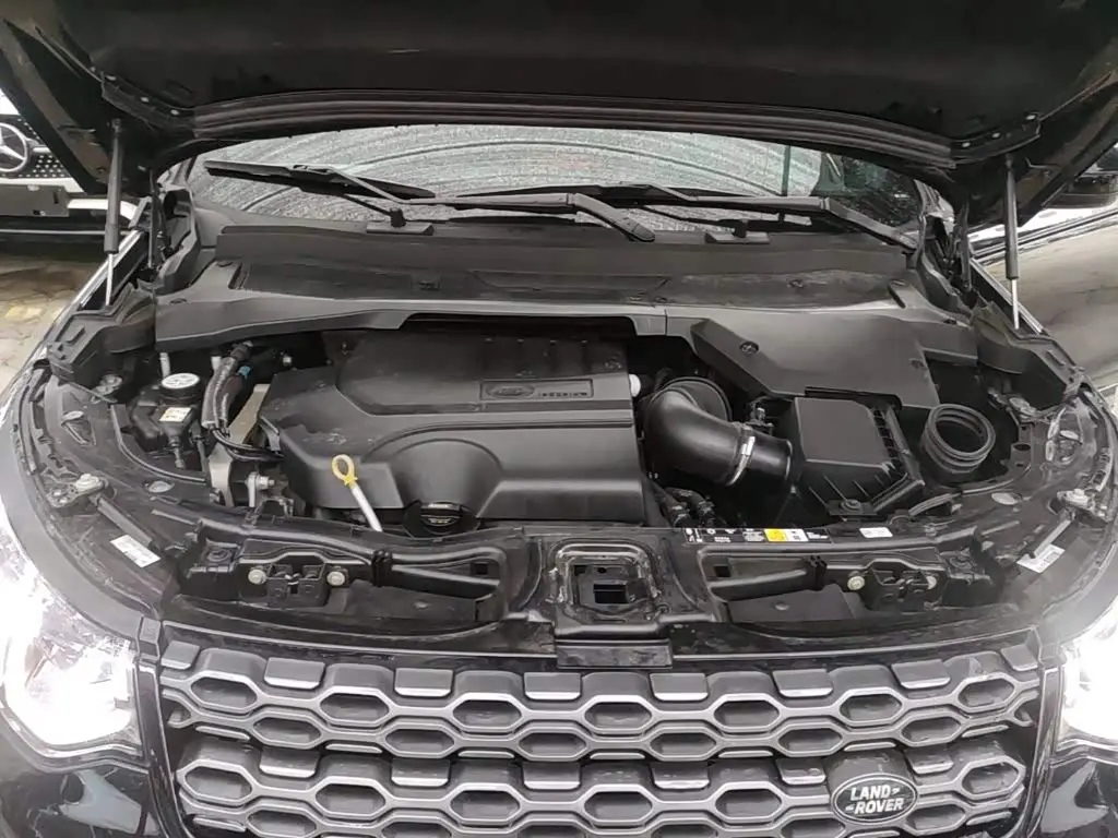 Land Rover Discovery Sport 2023 — Фото 19/19