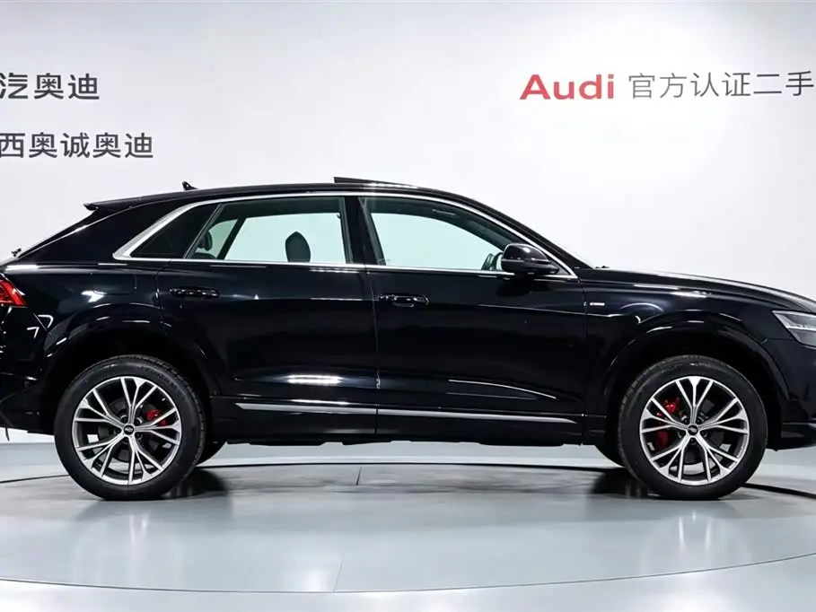 Audi Q8 2021 — Photo 3/17