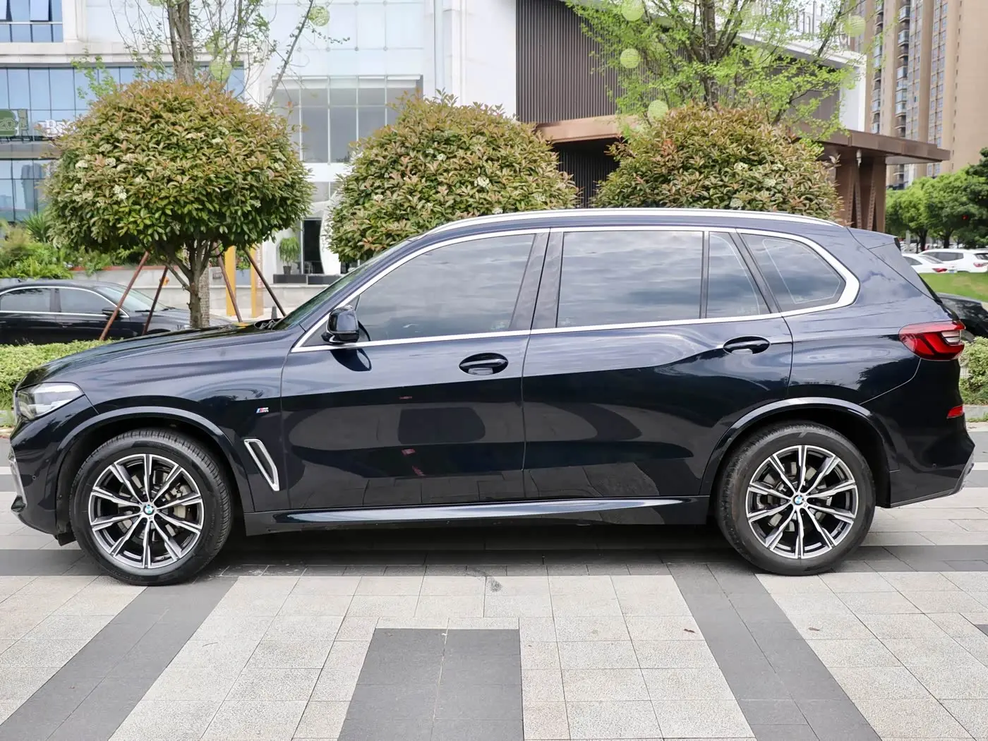 BMW X5 2023 — Фото 7/15