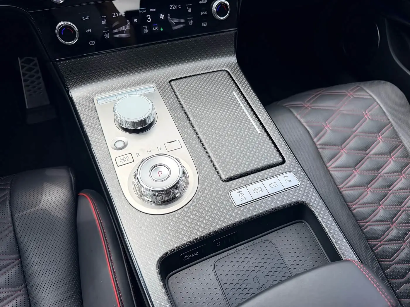 Genesis G80 2024 — Photo 7/20