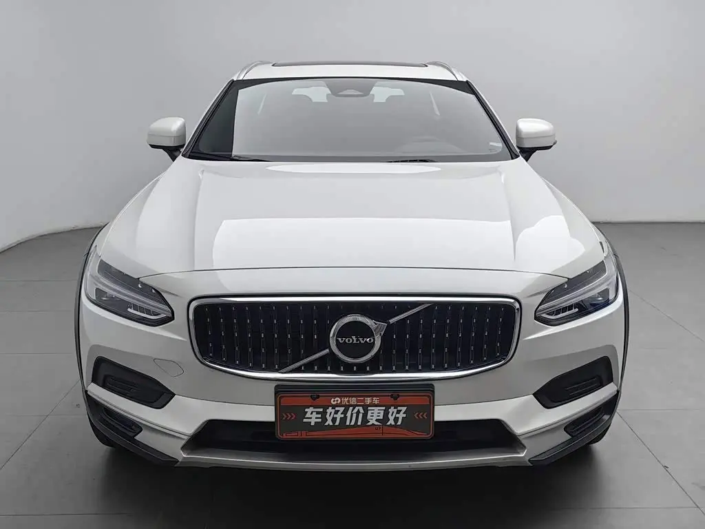 Volvo V90 2026 — Photo 3/20