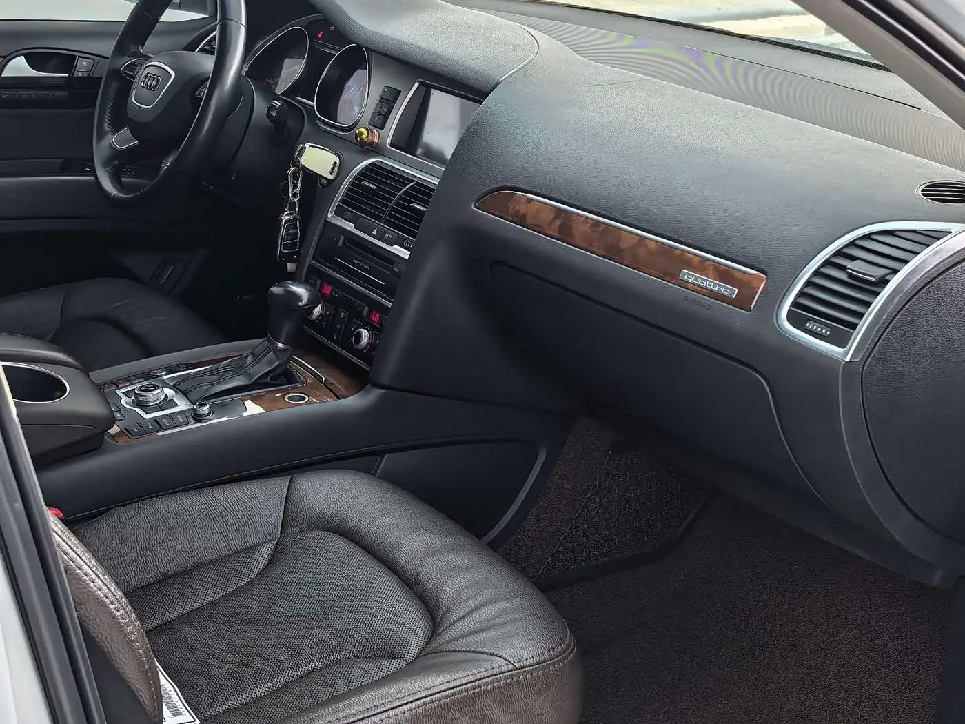 Audi Q7 2015 — Photo 19/19